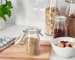 شیشه دردار بطری‌شکل KORKEN ایکیا با حجم 0.4 لیتر